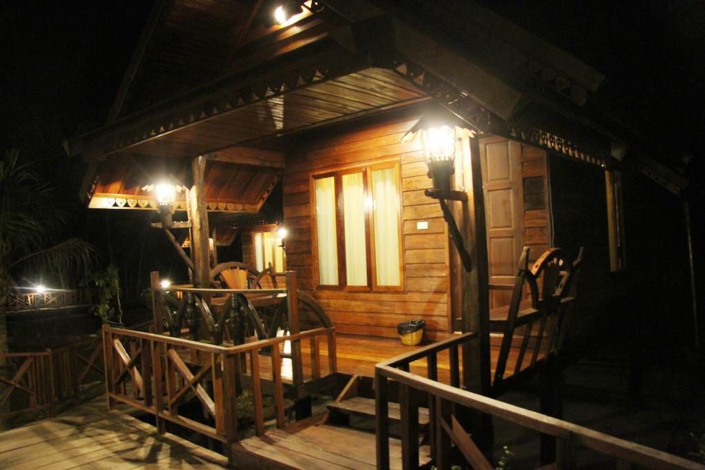 Burilamplai Resort Thung Yai Oda fotoğraf