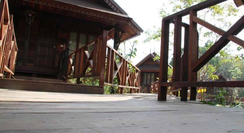 Burilamplai Resort Thung Yai Dış mekan fotoğraf