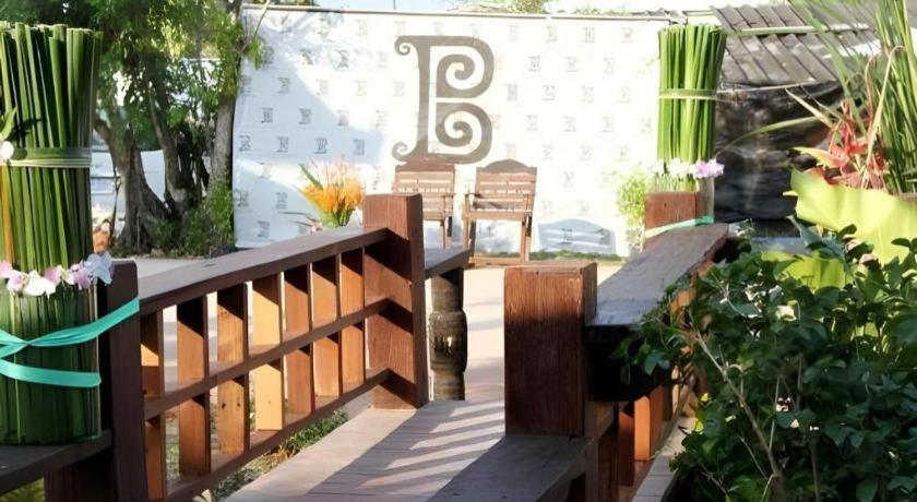 Burilamplai Resort Thung Yai Dış mekan fotoğraf